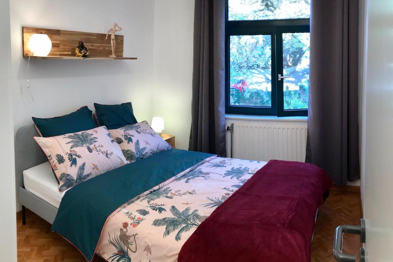 Lln Lodge Louvain-la-Neuve Ngoại thất bức ảnh